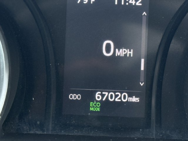 Used 2023 Toyota Camry LE w/ Convenience Package FWD image 11