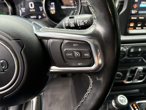 Used 2023 Jeep Wrangler Sahara w/ Cold Weather Group AWD/4WD image 19