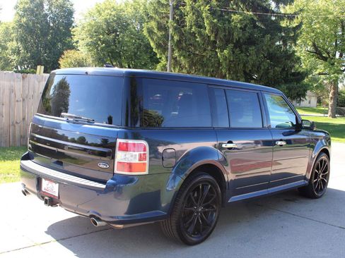 Used 2017 Ford Flex SEL w/ Equipment Group 202A FWD image 9