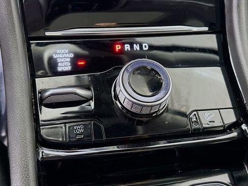 Used 2023 Jeep Grand Cherokee 4WD 4xe image 10