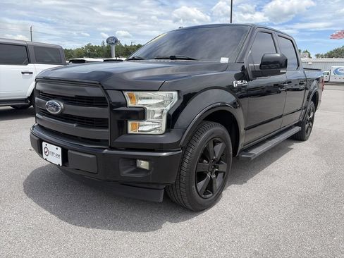 Used 2017 Ford F150 Lariat RWD image 2