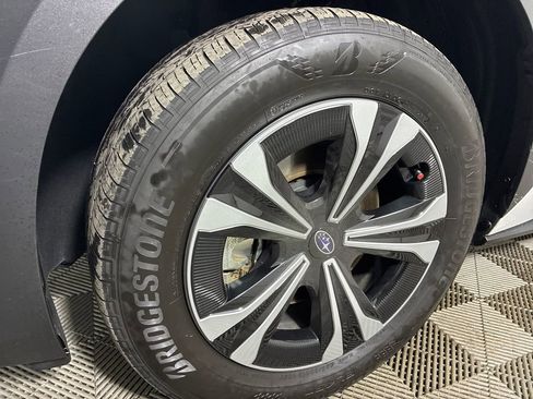 Used 2024 Subaru Solterra Premium image 4