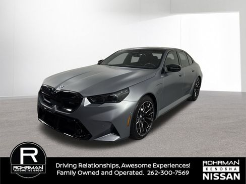 Used 2026 BMW M5 w/ Executive Package AWD/4WD image 2