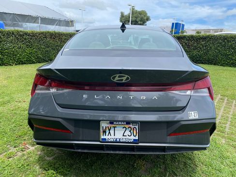 Certified 2024 Hyundai Elantra SEL FWD image 24