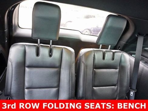 Certified 2019 Ford Explorer XLT w/ Equipment Group 202A image 17