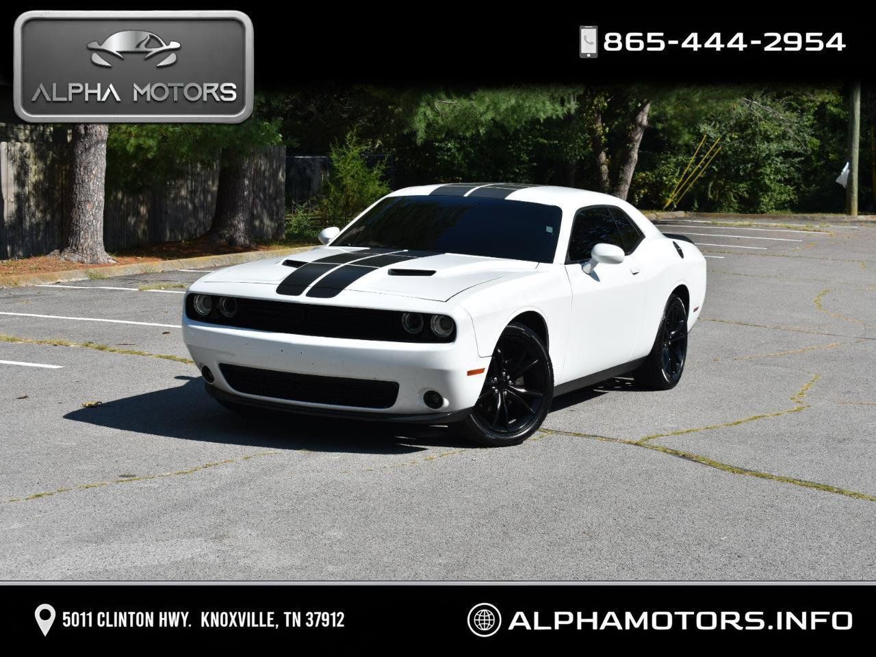 Used 2016 Dodge Challenger SXT w/ Blacktop Package RWD image 1