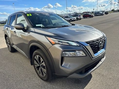 Used 2023 Nissan Rogue SV w/ SV Premium B Package AWD/4WD image 4