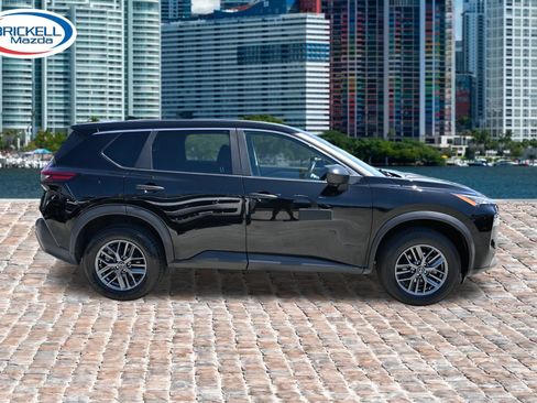Used 2023 Nissan Rogue S FWD image 10