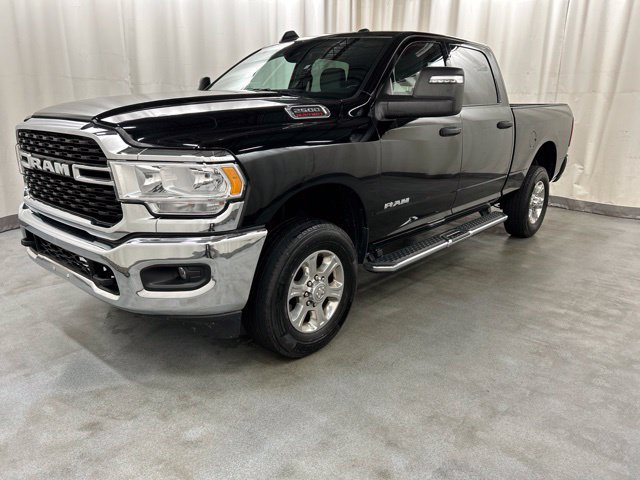 Used 2024 RAM 2500 Big Horn AWD/4WD image 2