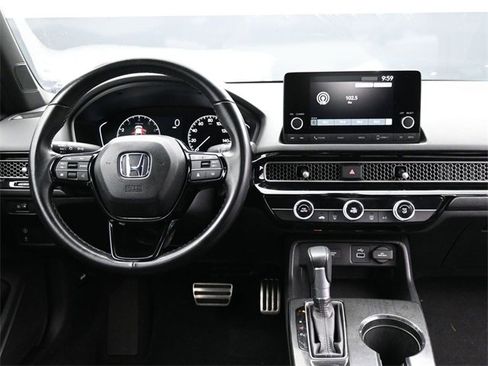 Used 2024 Honda Civic Sport image 10