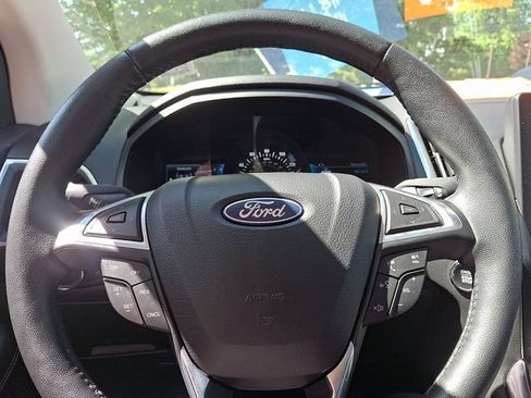 Certified 2024 Ford Edge Titanium AWD/4WD image 27
