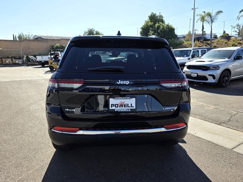 New 2025 Jeep Grand Cherokee image 4