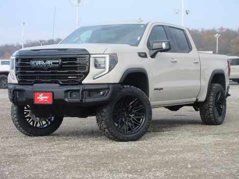New 2026 GMC Sierra 1500 AT4X image 9