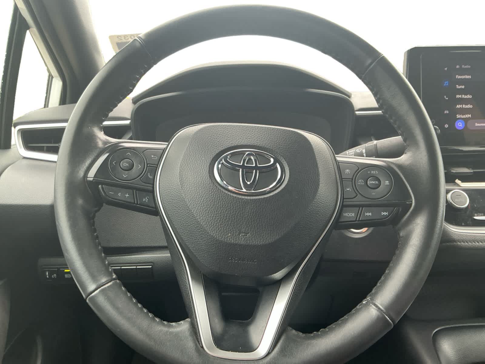 Used 2024 Toyota Corolla SE FWD image 12