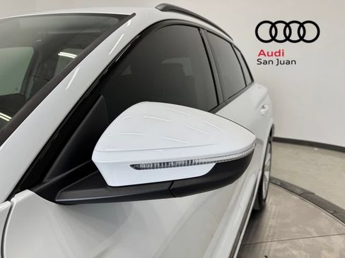 Used 2025 Audi Q6 e-tron Premium w/ Convenience Package RWD image 7