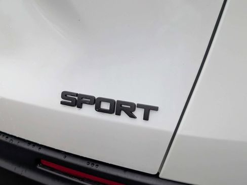 Certified 2026 Honda HR-V Sport image 8