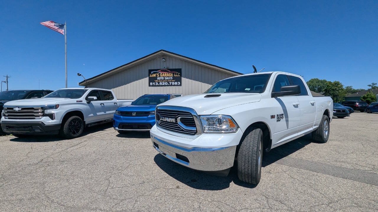 Used 2021 RAM 1500 Classic SLT RWD image 2
