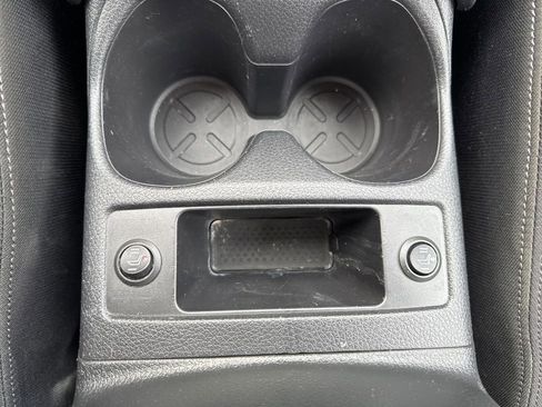 Used 2020 Nissan Rogue Sport SV image 17