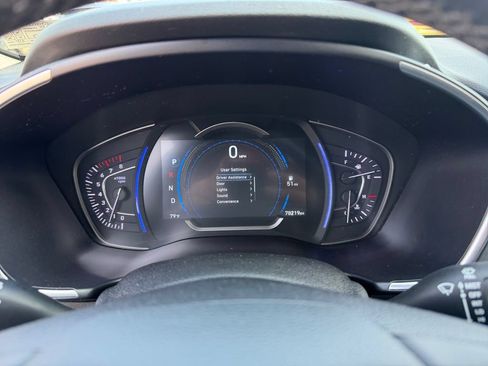 Used 2019 Hyundai Santa Fe SEL AWD/4WD image 16