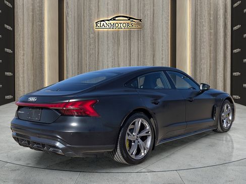 Used 2023 Audi e-tron GT Premium Plus image 11