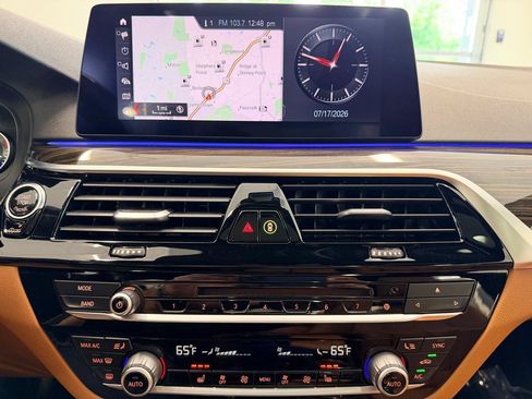 Used 2019 BMW 530i w/ Premium Package RWD image 44