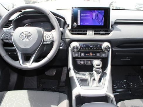 Used 2024 Toyota RAV4 XLE w/ Convenience Package image 10