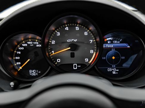 Used 2021 Porsche 718 Cayman GT4 RWD image 87