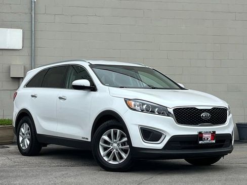 Used 2016 Kia Sorento LX w/ LX Convenience Package AWD/4WD image 1