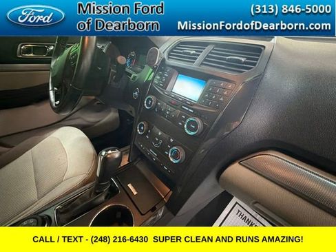 Used 2019 Ford Explorer XLT AWD/4WD image 40