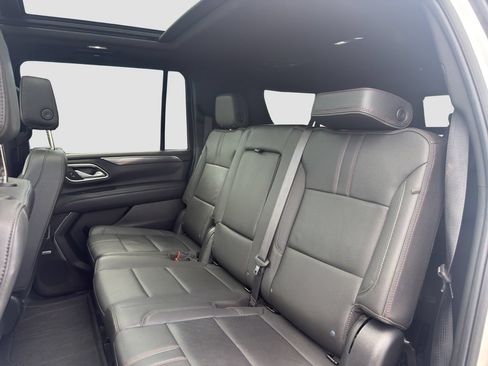 Used 2023 Chevrolet Suburban RST w/ Sport Performance Package AWD/4WD image 13