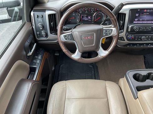 Used 2015 GMC Sierra 2500 SLT w/ Snow Plow Prep Package image 10