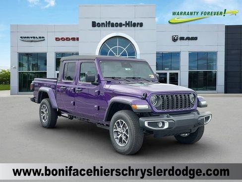 New 2026 Jeep Gladiator Sport image 1