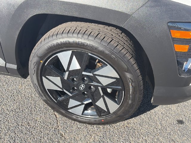 Used 2025 Hyundai Kona SEL AWD/4WD image 11