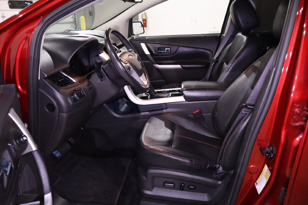 Used 2013 Ford Edge Limited FWD image 26