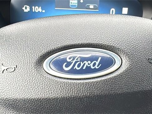 Certified 2023 Ford Escape Platinum image 19