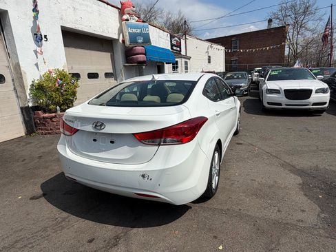 Used 2013 Hyundai Elantra GLS w/ Preferred Pkg image 13