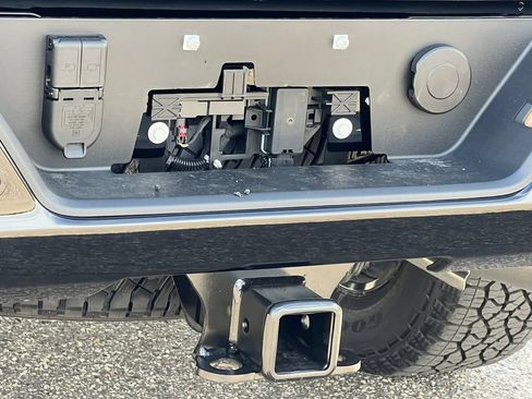 New 2026 GMC Sierra 2500 AT4 w/ AT4 Premium Plus Package AWD/4WD image 9