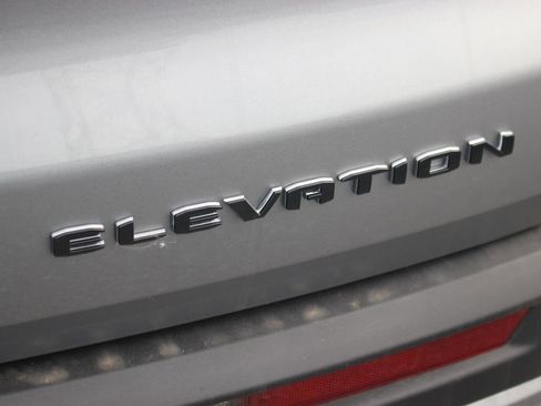 New 2025 GMC Acadia Elevation image 11