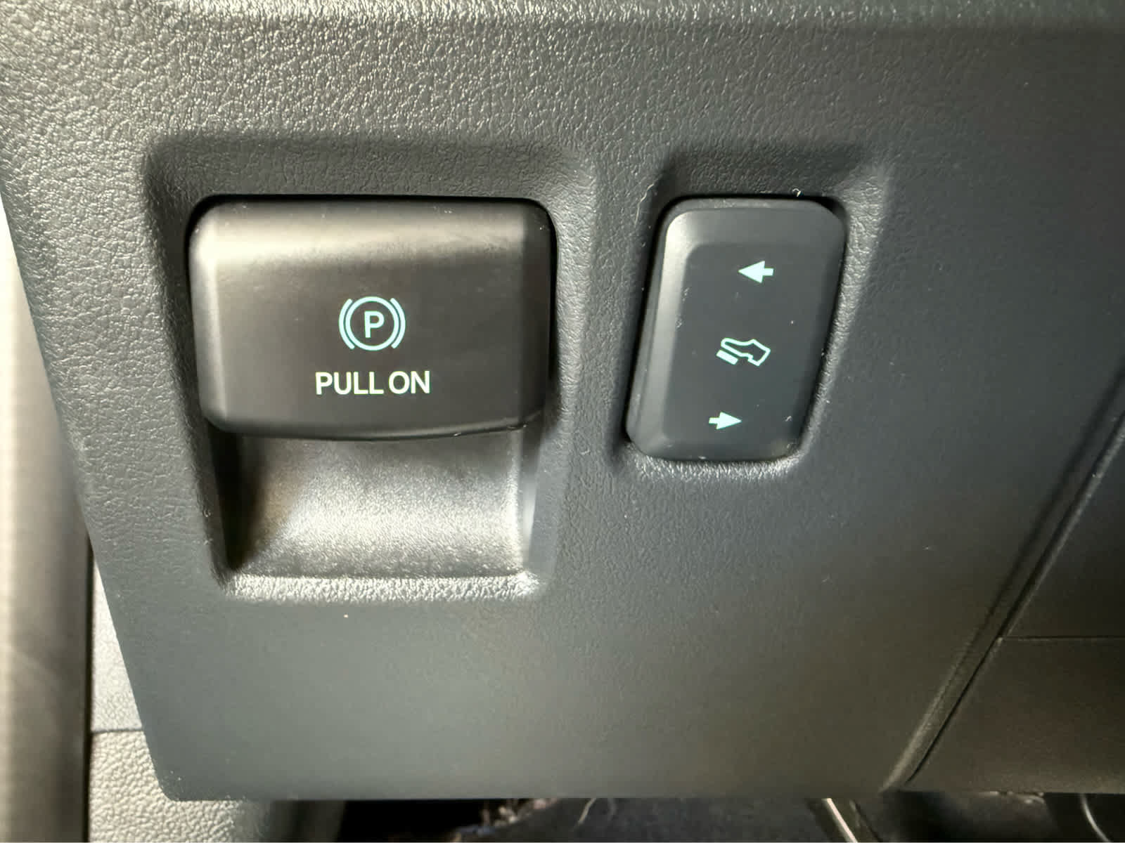 Used 2023 Ford F150 XLT w/ Equipment Group 302A High AWD/4WD image 26