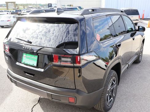New 2026 Jeep Cherokee Laredo AWD/4WD image 5