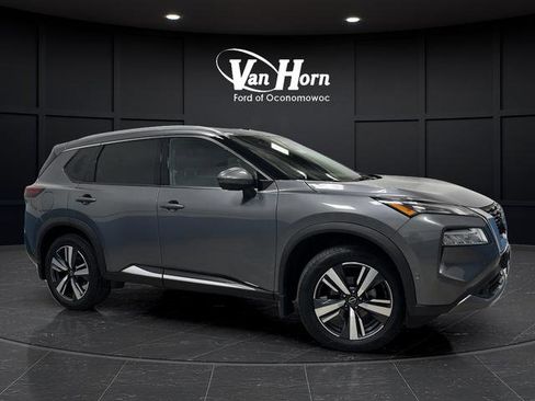 Used 2023 Nissan Rogue SL w/ SL Premium Package image 40