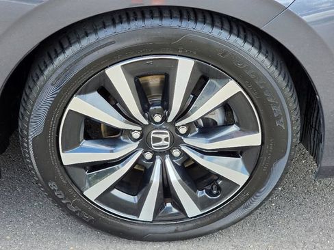Used 2023 Honda Civic EX image 9