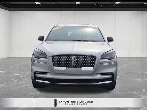 Used 2022 Lincoln Aviator Reserve w/ Equipment Group 201A AWD/4WD image 8