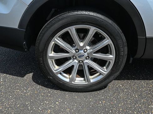 Used 2016 Ford Explorer Limited AWD/4WD image 14