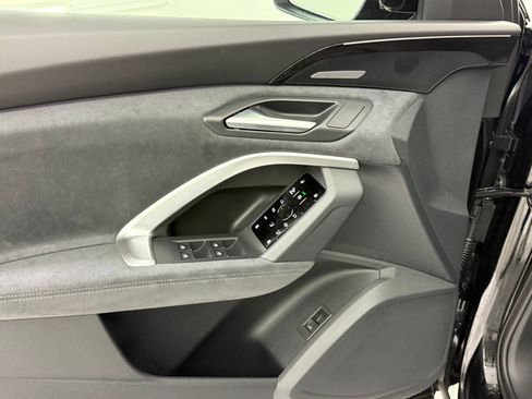 New 2025 Audi SQ5 Premium Plus image 12