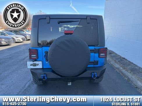 Used 2016 Jeep Wrangler Sport image 4