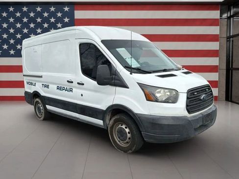 Used 2017 Ford Transit 250 130 Medium Roof image 7