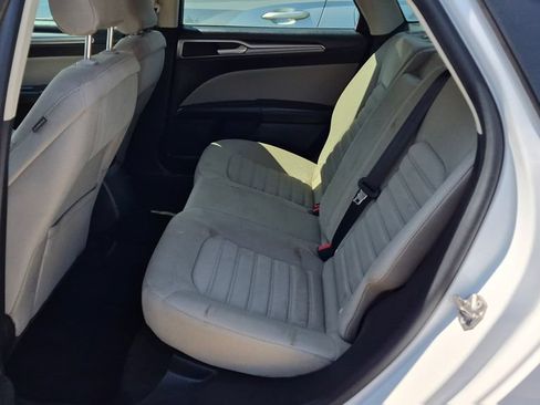 Used 2018 Ford Fusion S FWD image 9