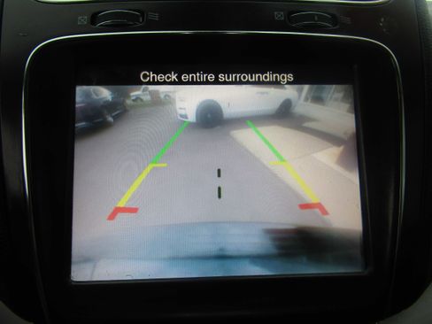 Used 2018 Dodge Journey GT image 19