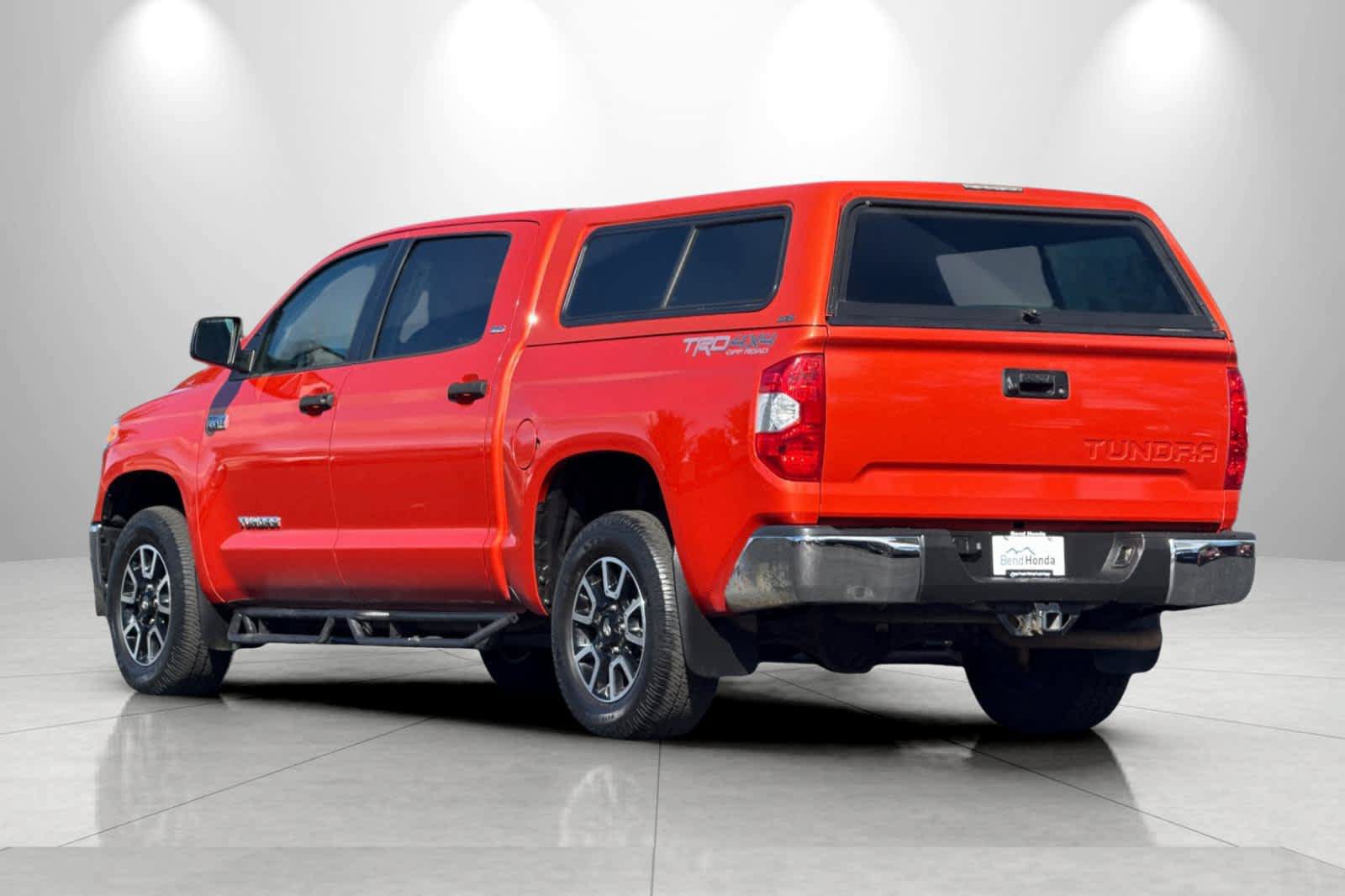 Used 2016 Toyota Tundra SR5 w/ TRD Off Road Package AWD/4WD image 6